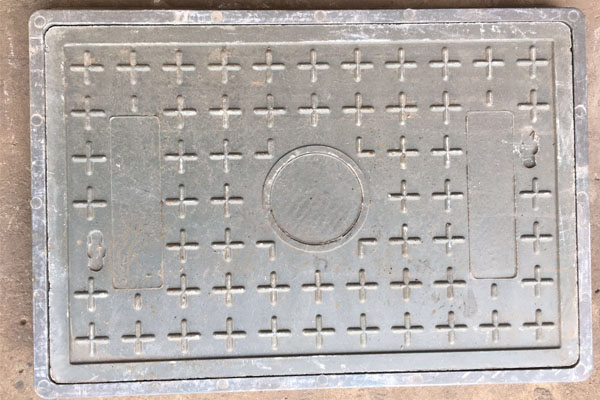 Composite square manhole cover